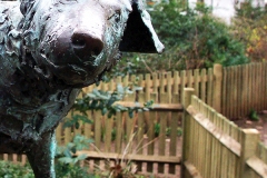 1985 Brown Dog Statue (by Nicola Hicks) in Battersea Park